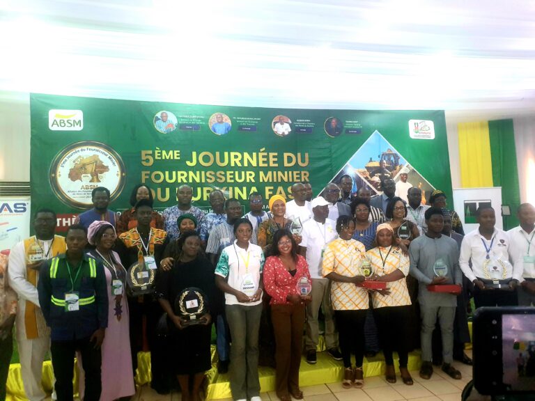 5ᵉ Journée du Fournisseur Minier : les rideaux sont retombés sur l’édition de la maturité consacrée par une clôture solennelle et porteuse d’espoir.