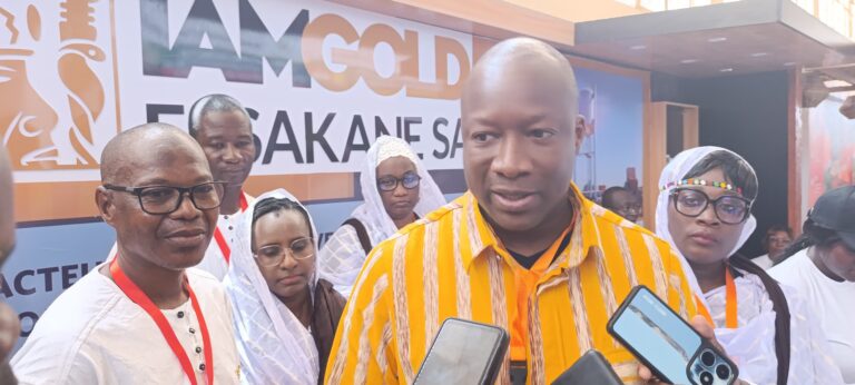 Gouvernance des ressources extractives : IAMGOLD Essakane SA réaffirme son engagement aux côtés de la SAMAO